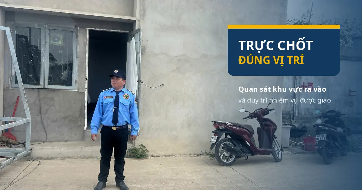 Nhân viên trực chốt bảo vệ tại Đức Hòa Nhân viên bảo vệ trực chốt và quan sát khu vực ra vào tại Đức Hòa