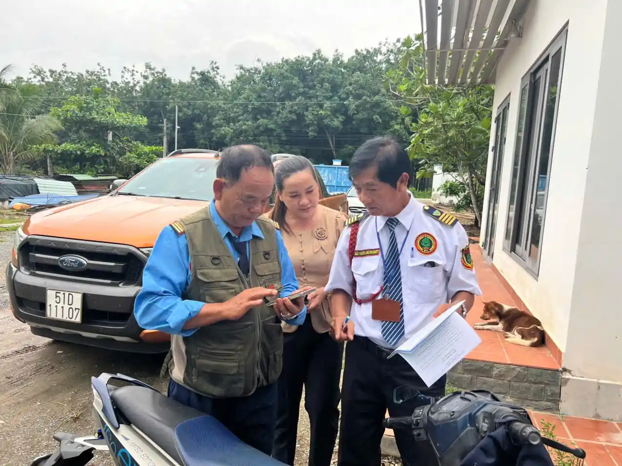 Trao đổi phương án bảo vệ tại hiện trường doanh nghiệp Đồng Nai